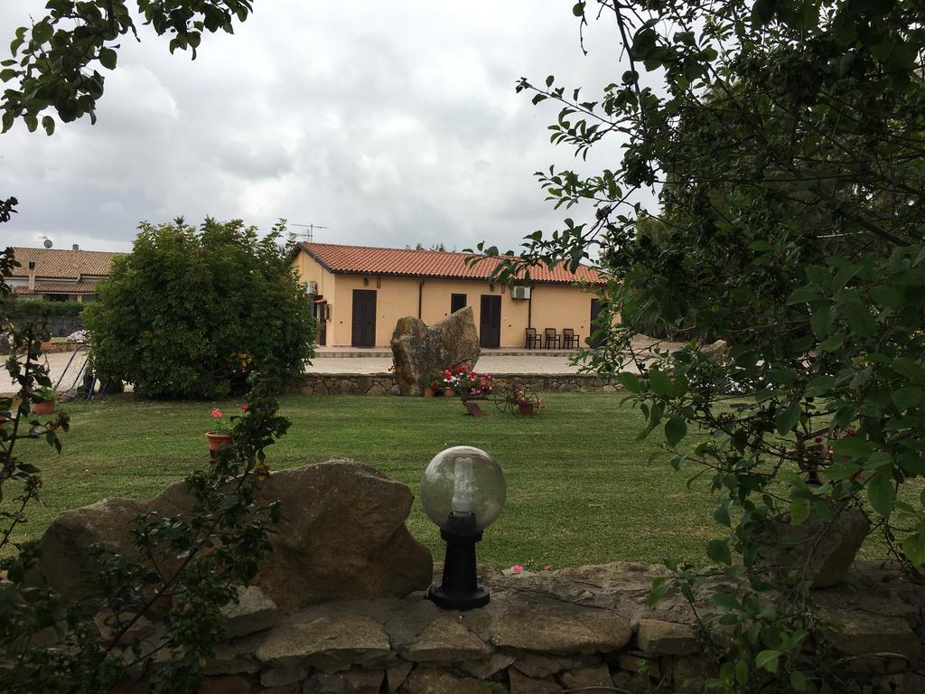 Agriturismo Sechi Campanedda エクステリア 写真