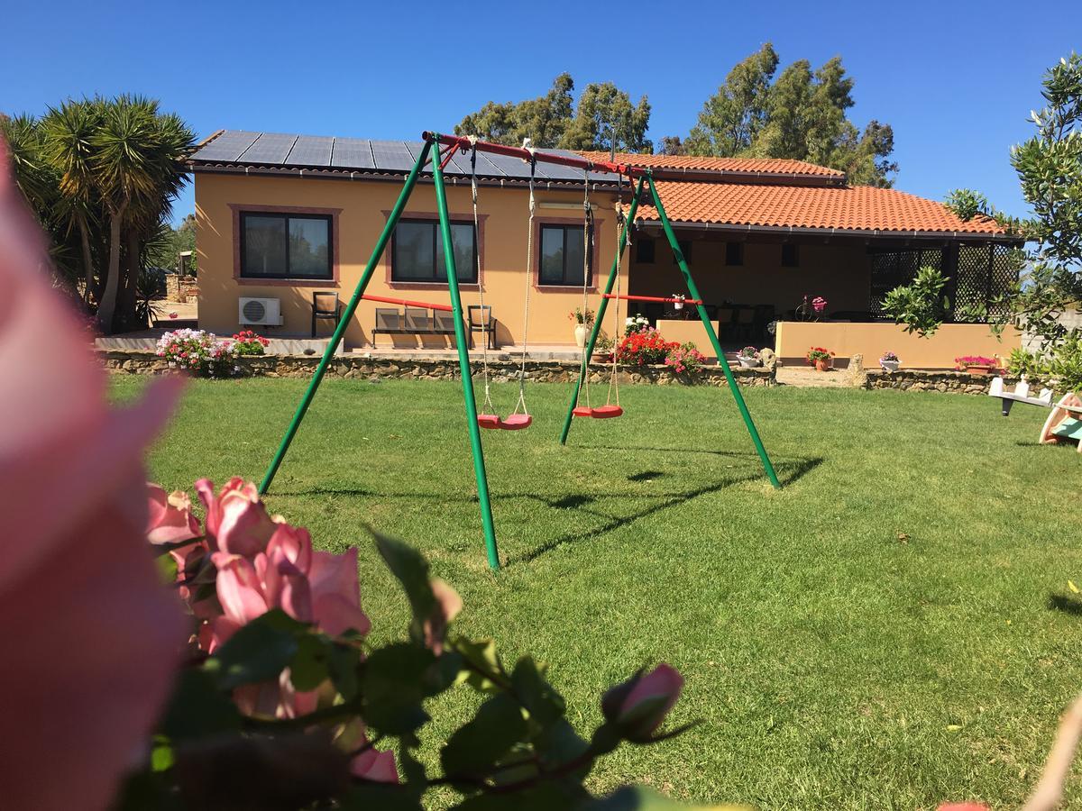 Agriturismo Sechi Campanedda エクステリア 写真